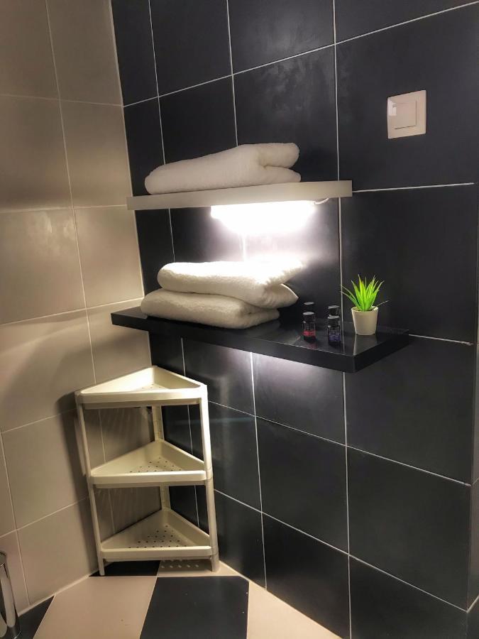 Midway Point Apts Heraklion  ภายนอก รูปภาพ